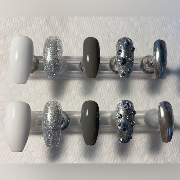 Winter vibes gel press-on nails - Picture 6 of 13